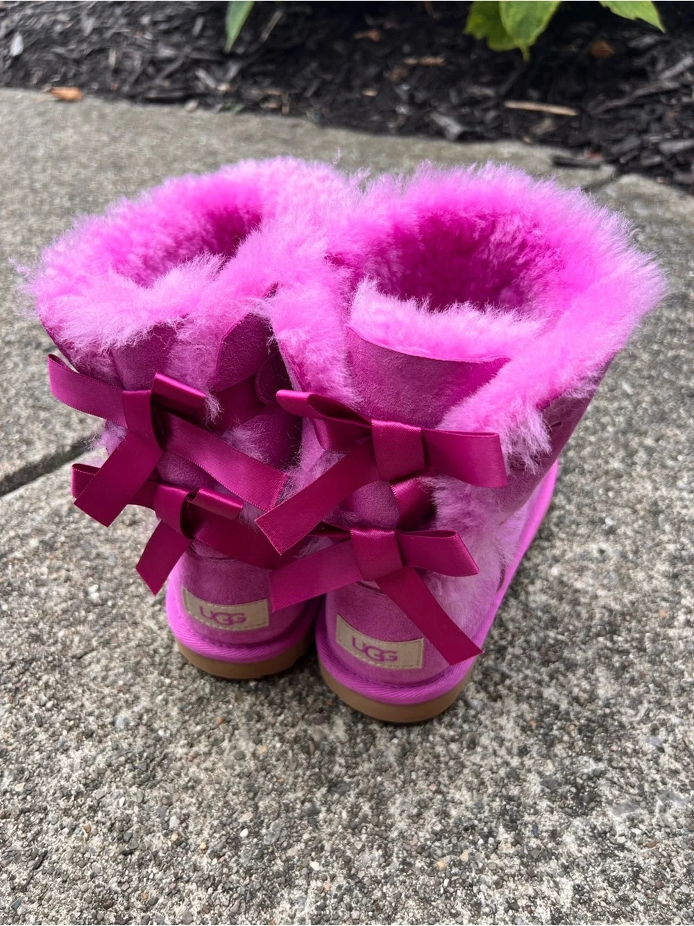 Ugg Girls Pink Suede Shearling Bow Back Winter Boot